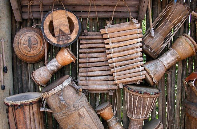 corso di percussioni africane
